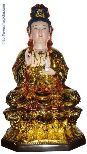 statue de Guan yin en or
